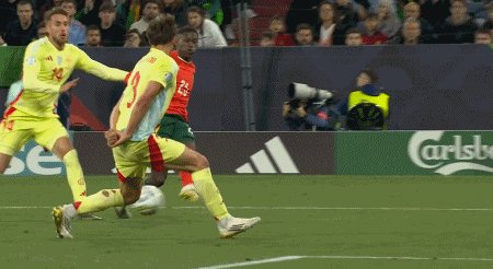 1749426057904020228.gif 1749426057904020228.gif